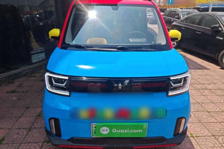 Used Wuling Hongguang MINIEV 2022 GAMEBOY 300km Enthusiast Model with Lithium Iron Phosphate Front