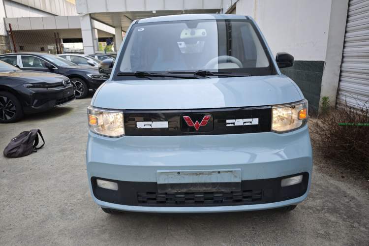 Used Wuling Hongguang MINIEV 2022 Easy Version Lithium Iron Phosphate Front