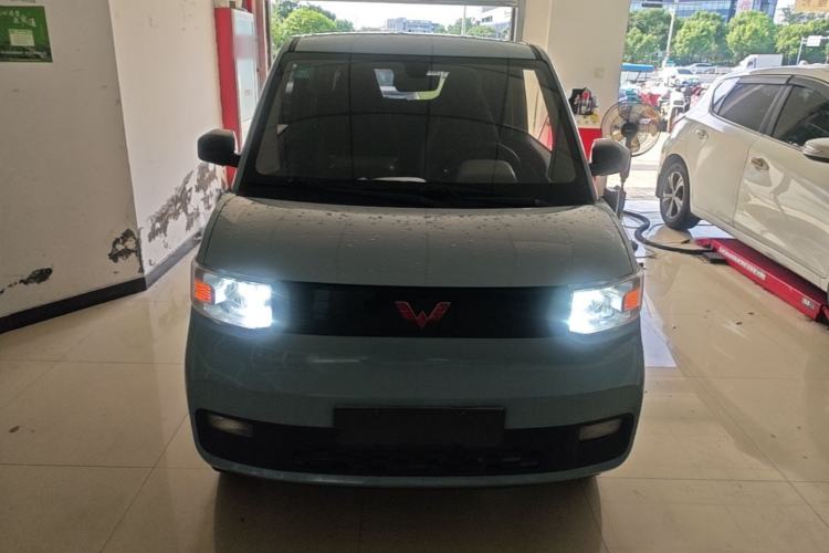 Used Wuling Hongguang MINIEV 2022 Easy Version Lithium Iron Phosphate Front