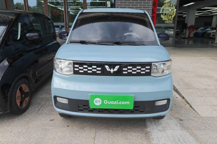 Used Wuling Hongguang MINIEV 2022 Easy Version Lithium Iron Phosphate Front