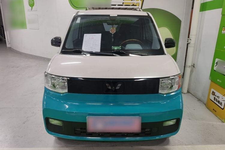 Used Wuling Hongguang MINIEV 2022 Zizai Version Lithium Iron Phosphate Front