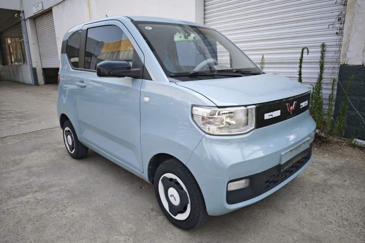 Used Wuling Hongguang MINIEV 2022 Easy Version Lithium Iron Phosphate Front Right 45 Deg