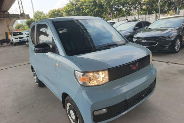 Used Wuling Hongguang MINIEV 2022 Easy Version Lithium Iron Phosphate Front Right 45 Deg