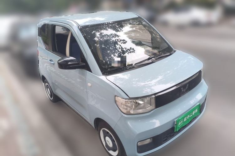 Used Wuling Hongguang MINIEV 2022 Zizai Version Lithium Iron Phosphate Front Right 45 Deg