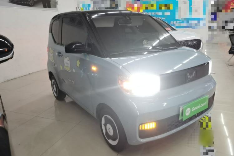 Used Wuling Hongguang MINIEV 2022 Enjoy Edition Lithium-Ion Battery Front Right 45 Deg