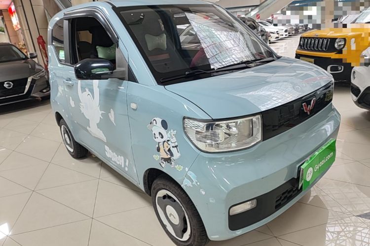 Used Wuling Hongguang MINIEV 2022 Easy Version Lithium Iron Phosphate Front Right 45 Deg