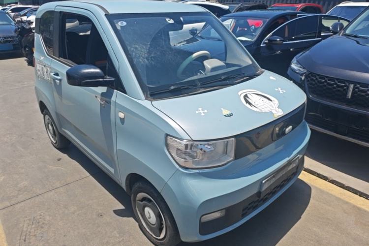 Used Wuling Hongguang MINIEV 2022 Easy Version Lithium Iron Phosphate Front Right 45 Deg
