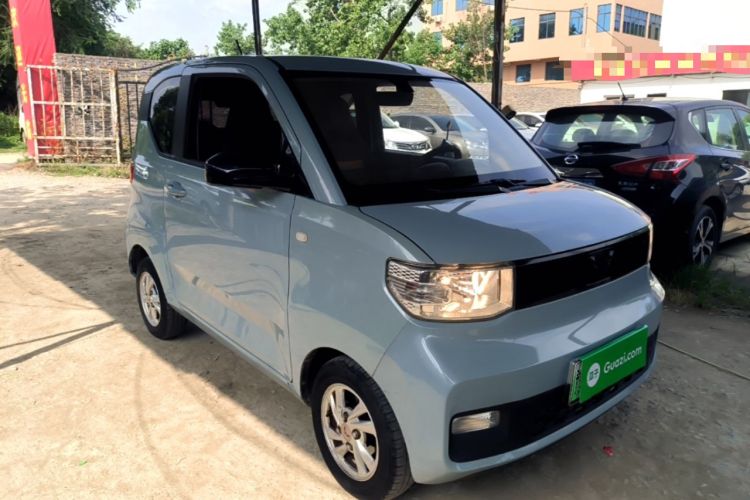 Used Wuling Hongguang MINIEV 2022 Enjoy Edition Lithium Iron Phosphate Front Right 45 Deg