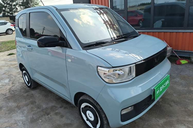 Used Wuling Hongguang MINIEV 2022 Zizai Version Lithium Iron Phosphate Front Right 45 Deg