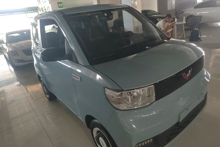 Used Wuling Hongguang MINIEV 2022 Zizai Version Lithium-NMC Front Right 45 Deg