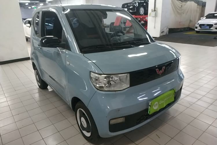 Used Wuling Hongguang MINIEV 2022 Macaron Fashion Model Lithium Iron Phosphate Front Right 45 Deg