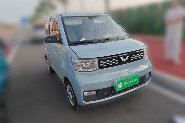 Used Wuling Hongguang MINIEV 2022 Easy Version Lithium-NMC Front Right 45 Deg