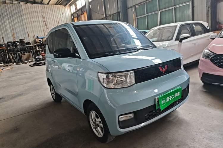 Used Wuling Hongguang MINIEV 2022 Zizai Version Lithium Iron Phosphate Front Right 45 Deg