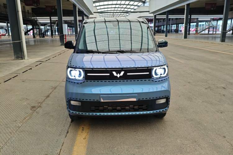 Used Wuling Hongguang MINIEV 2022 Macaron Premium Model – Lithium Ternary Battery Front