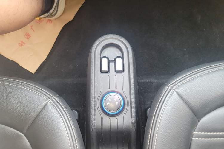 Used Wuling Hongguang MINIEV 2022 Enjoy Edition Lithium Iron Phosphate Gear Lever