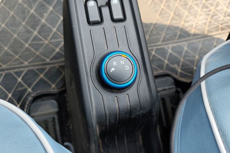 Used Wuling Hongguang MINIEV 2022 Easy Version Lithium Iron Phosphate Gear Lever