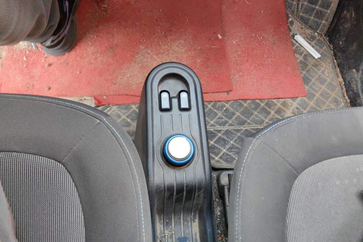 Used Wuling Hongguang MINIEV 2022 Easy Version Lithium Iron Phosphate Gear Lever