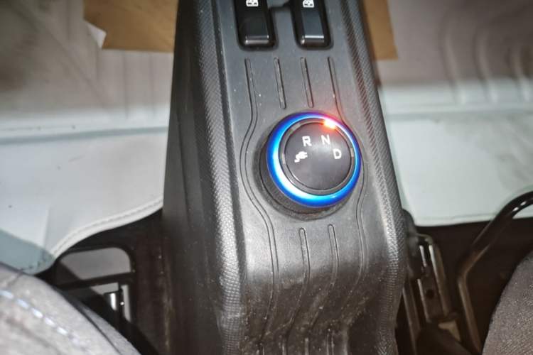 Used Wuling Hongguang MINIEV 2022 Zizai Version Lithium Iron Phosphate Gear Lever