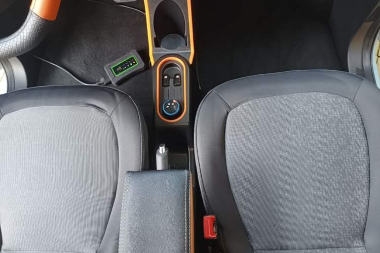 Used Wuling Hongguang MINIEV 2022 Zizai Version Lithium Iron Phosphate Gear Lever