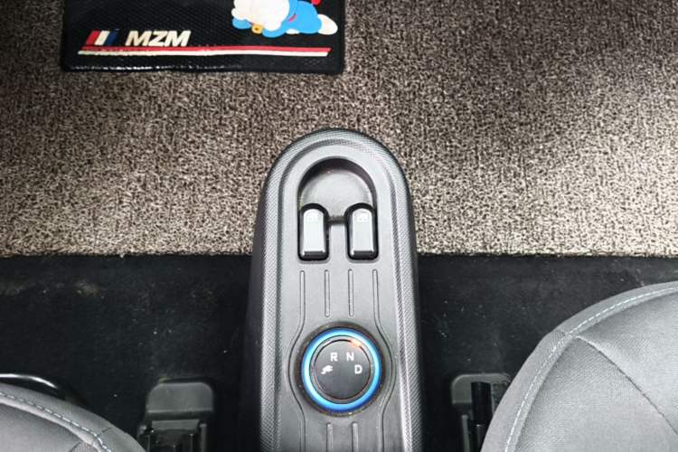 Used Wuling Hongguang MINIEV 2022 Easy Version Lithium Iron Phosphate Gear Lever