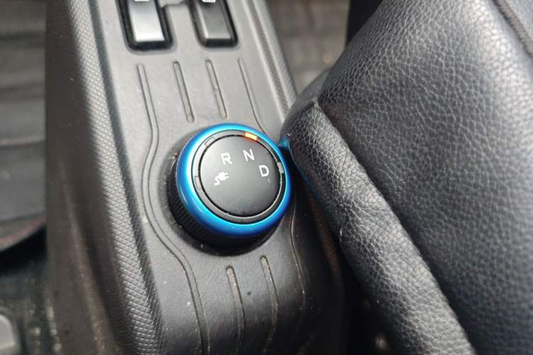 Used Wuling Hongguang MINIEV 2022 Zizai Version Lithium Iron Phosphate Gear Lever