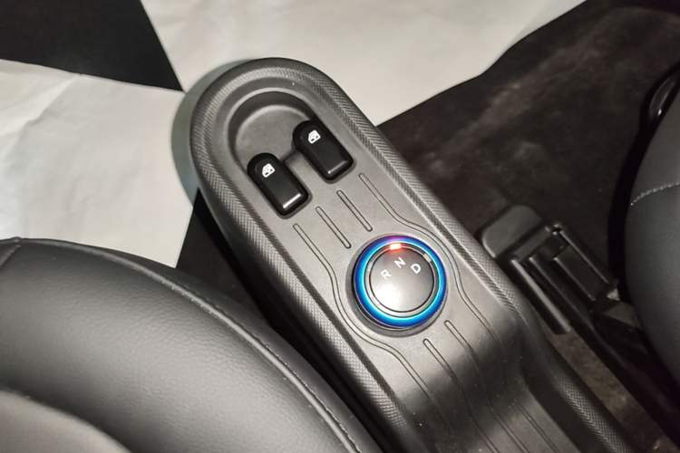 Used Wuling Hongguang MINIEV 2022 Easy Version Lithium-NMC Gear Lever