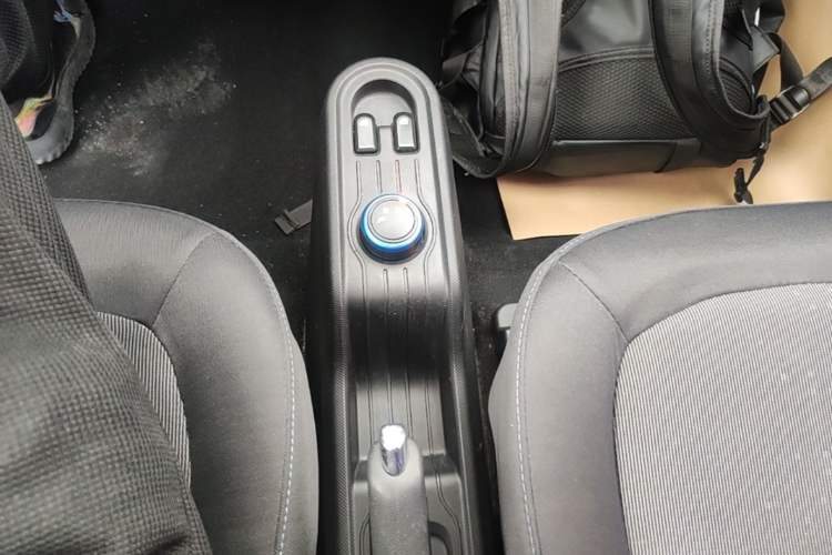 Used Wuling Hongguang MINIEV 2022 Zizai Version Lithium Iron Phosphate Gear Lever