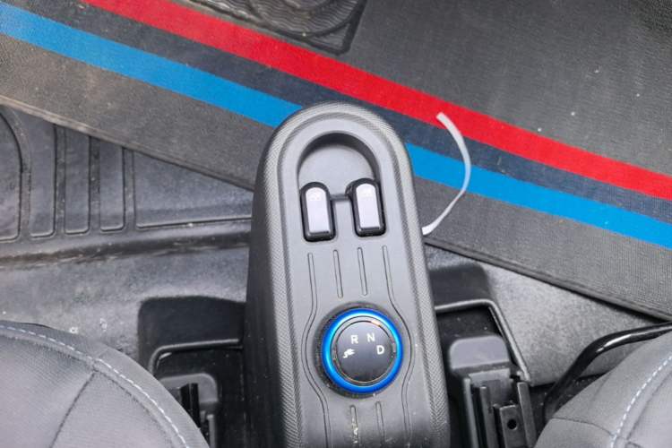 Used Wuling Hongguang MINIEV 2022 Easy Version Lithium Iron Phosphate Gear Lever