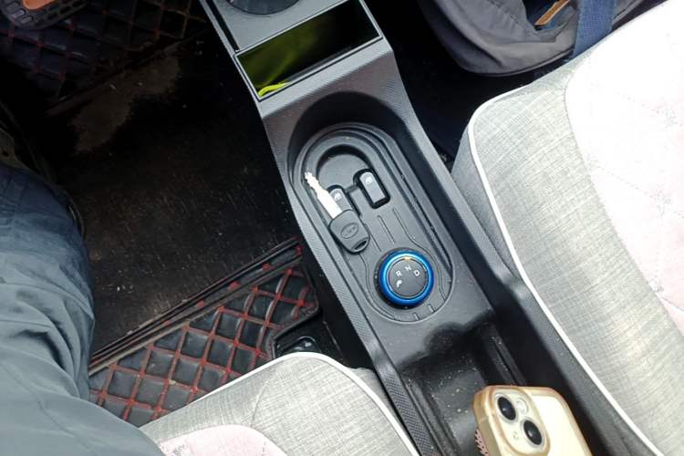 Used Wuling Hongguang MINIEV 2022 Zizai Version Lithium Iron Phosphate Gear Lever