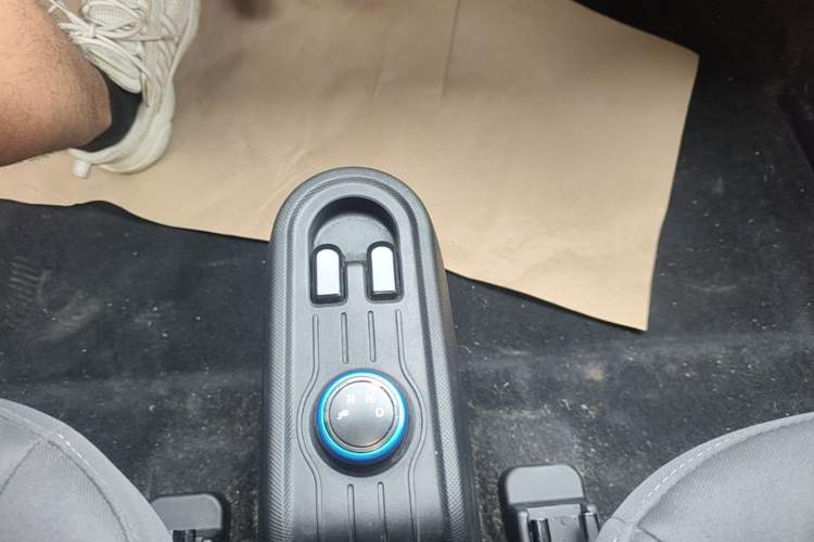 Used Wuling Hongguang MINIEV 2022 Easy Version Lithium-NMC Gear Lever