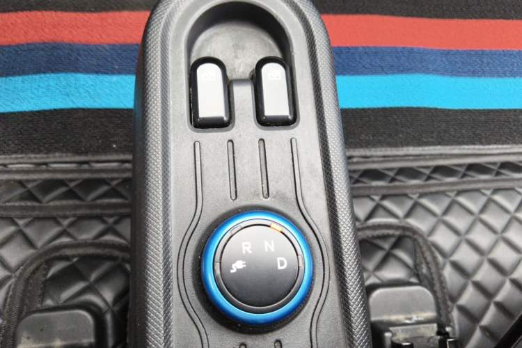 Used Wuling Hongguang MINIEV 2022 Enjoy Edition Lithium Iron Phosphate Gear Lever