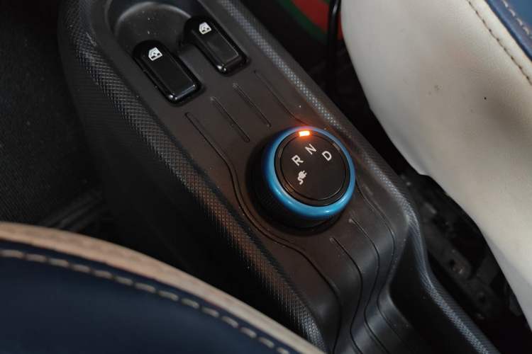 Used Wuling Hongguang MINIEV 2022 Enjoy Edition Lithium Iron Phosphate Gear Lever