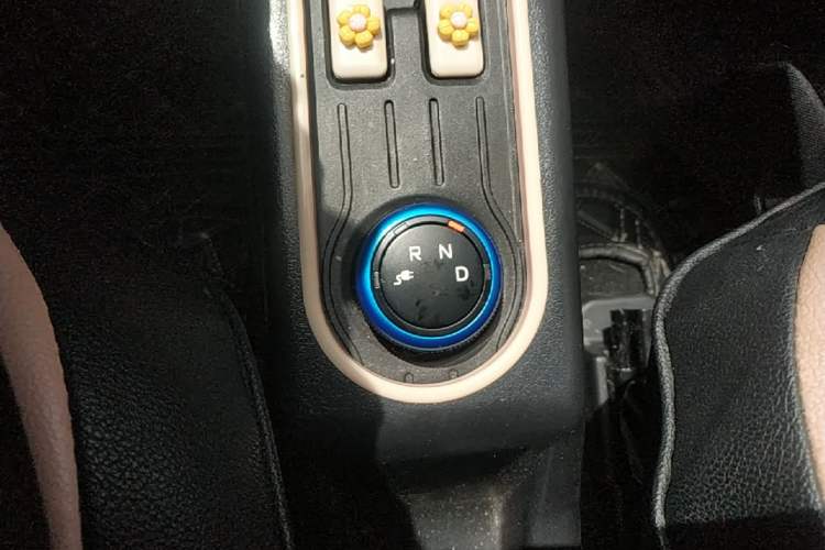Used Wuling Hongguang MINIEV 2022 Enjoy Edition Lithium Iron Phosphate Gear Lever