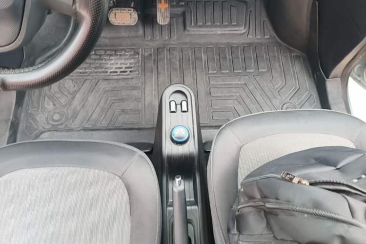 Used Wuling Hongguang MINIEV 2022 Zizai Version Lithium Iron Phosphate Gear Lever