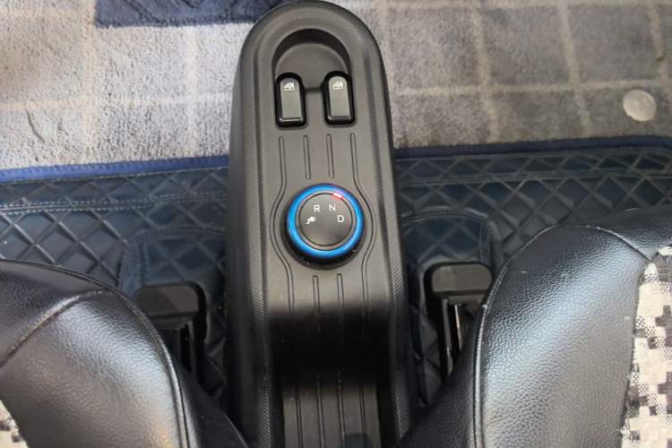 Used Wuling Hongguang MINIEV 2022 Enjoy Edition Lithium Iron Phosphate Gear Lever