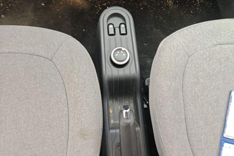 Used Wuling Hongguang MINIEV 2022 Macaron Fashion Edition Lithium-Nickel-Cobalt-Alpha-oxide Gear Lever