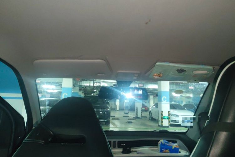 Used Wuling Hongguang MINIEV 2022 Macaron Premium Model – Lithium Iron Phosphate Headliner