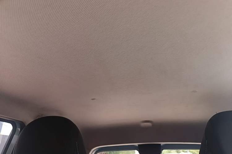 Used Wuling Hongguang MINIEV 2022 Macaron Fashion Model Lithium Iron Phosphate Headliner