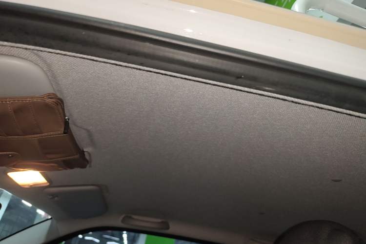 Used Wuling Hongguang MINIEV 2022 Zizai Version Lithium Iron Phosphate Headliner
