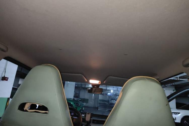 Used Wuling Hongguang MINIEV 2022 Zizai Version Lithium Iron Phosphate Headliner