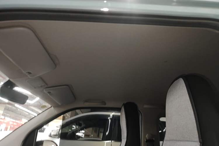 Used Wuling Hongguang MINIEV 2022 Zizai Version Lithium-NMC Headliner