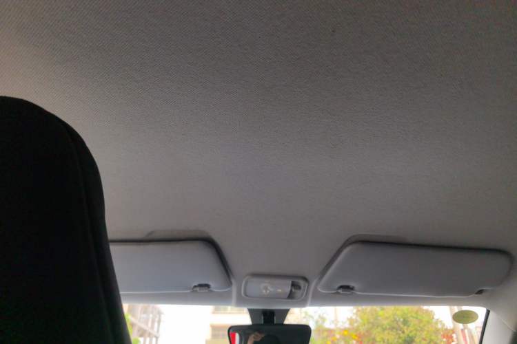 Used Wuling Hongguang MINIEV 2022 Macaron Premium Model – Lithium Iron Phosphate Headliner