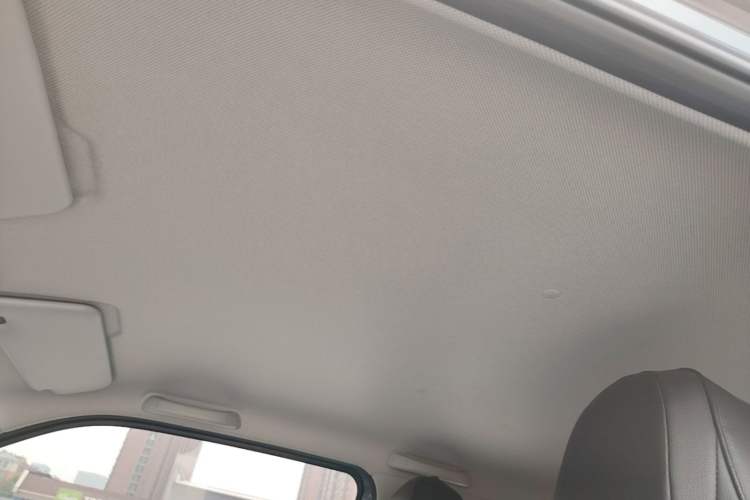 Used Wuling Hongguang MINIEV 2022 Macaron Fashion Edition Lithium-Nickel-Cobalt-Alpha-oxide Headliner