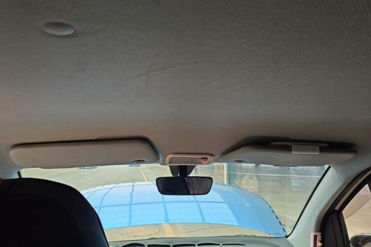Used Wuling Hongguang MINIEV 2022 Macaron Premium Model – Lithium Ternary Battery Headliner