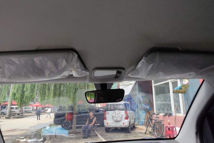 Used Wuling Hongguang MINIEV 2022 Zizai Version Lithium Iron Phosphate Headliner