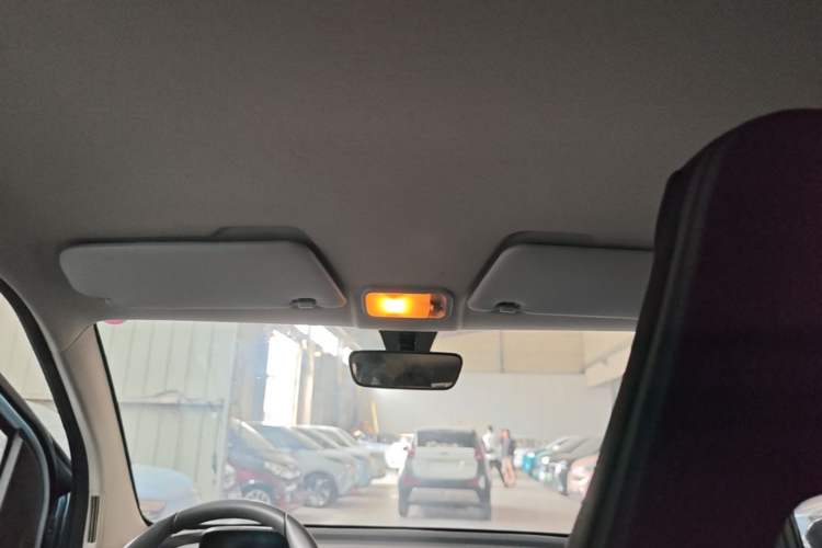 Used Wuling Hongguang MINIEV 2022 Zizai Version Lithium Iron Phosphate Headliner