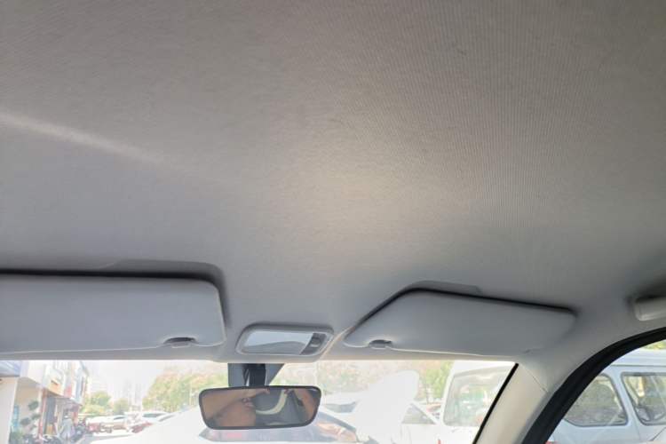 Used Wuling Hongguang MINIEV 2022 Macaron Premium Model – Lithium Ternary Battery Headliner