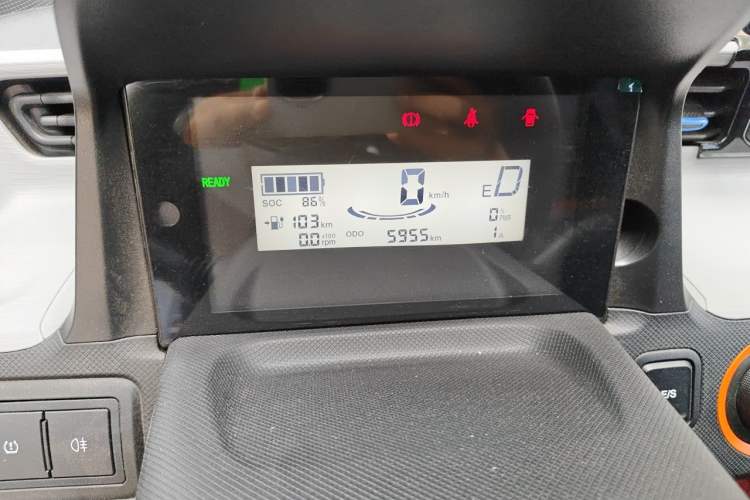Used Wuling Hongguang MINIEV 2022 Macaron Fashion Model Lithium Iron Phosphate Instrument Cluster