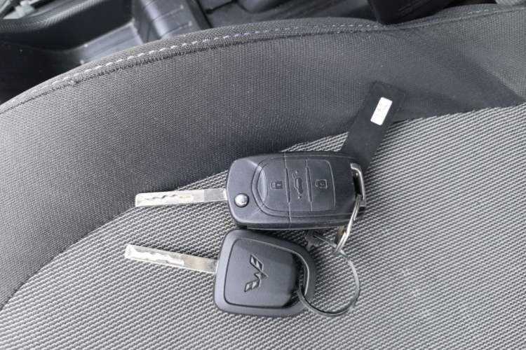 Used Wuling Hongguang MINIEV 2022 Easy Version Lithium Iron Phosphate Interior 1