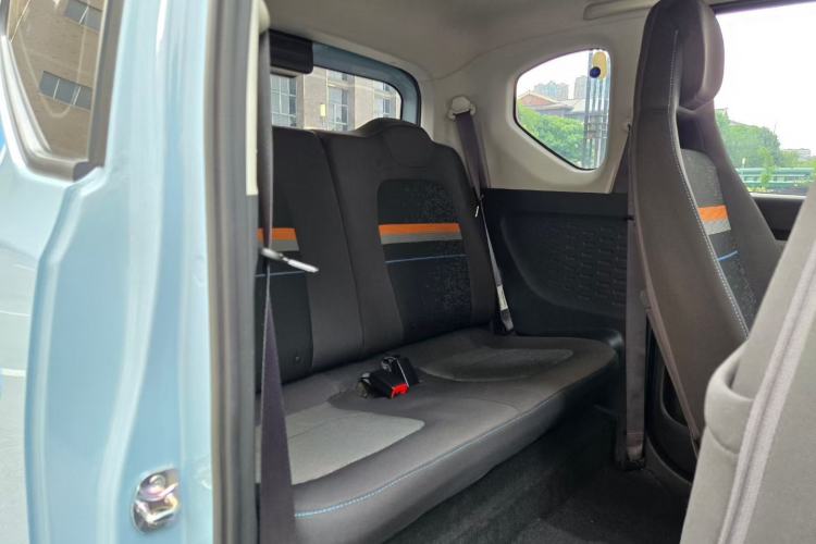 Used Wuling Hongguang MINIEV 2022 Zizai Version Lithium Iron Phosphate Interior 2